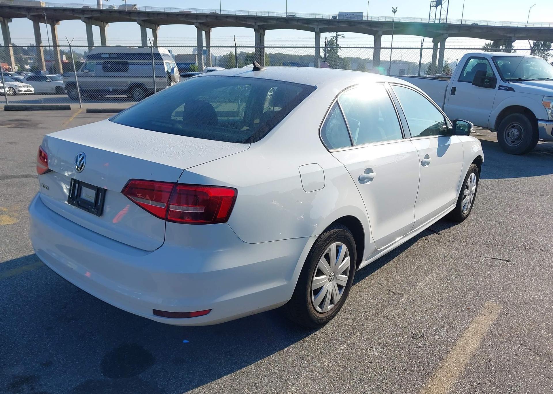 2015 VOLKSWAGEN JETTA