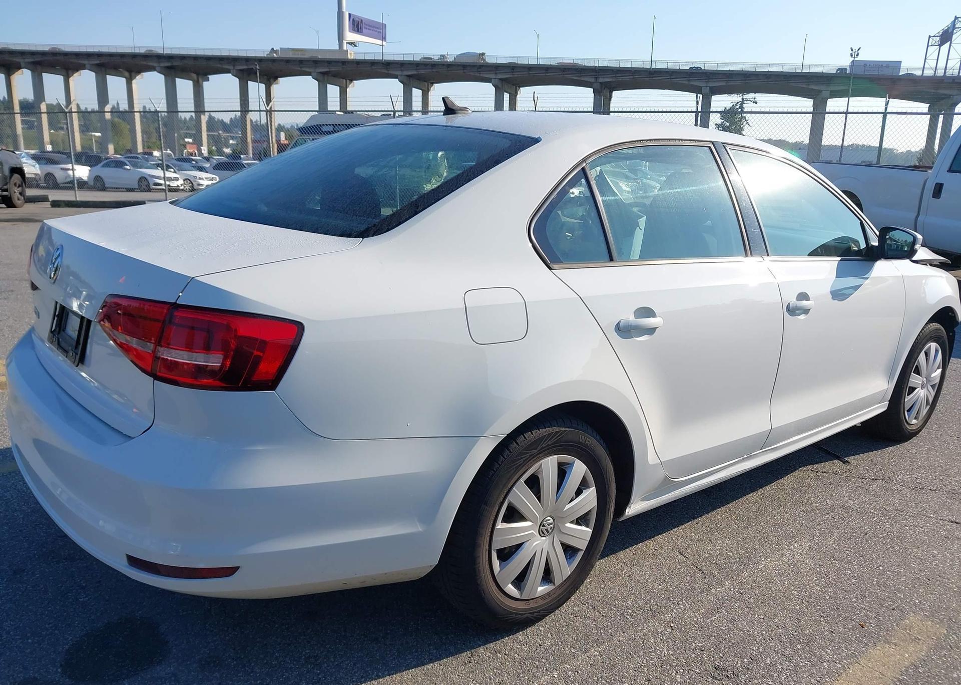 2015 VOLKSWAGEN JETTA