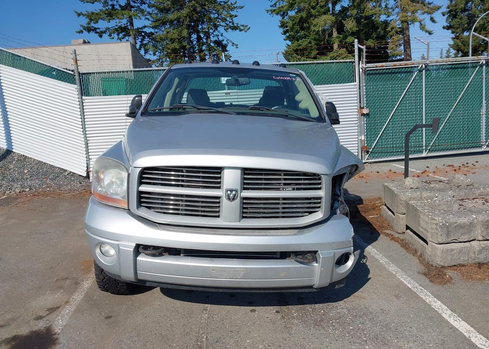 2006 DODGE RAM 3500 ST