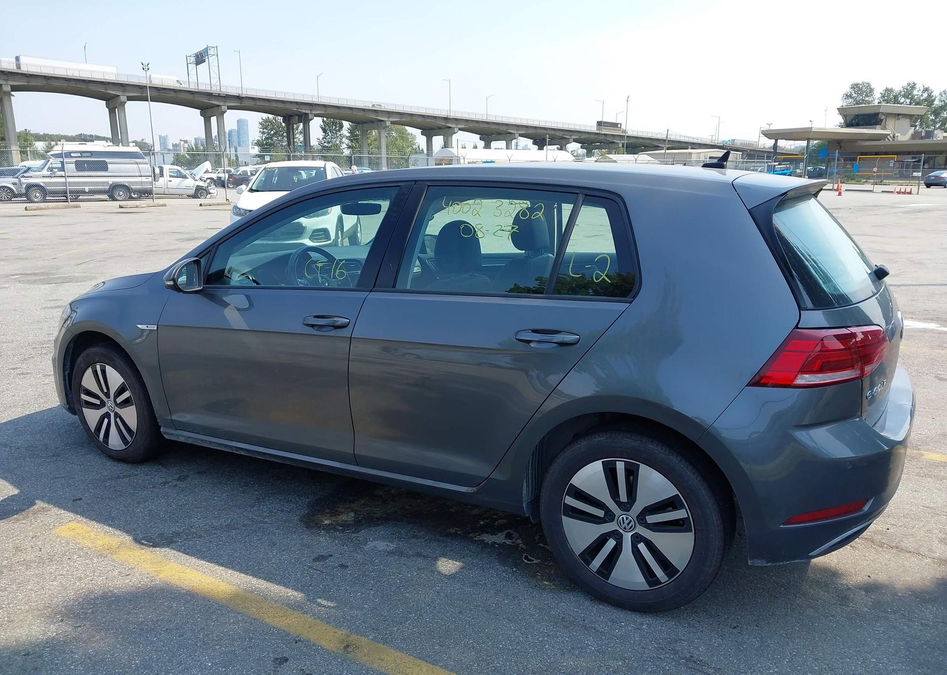 2019 VOLKSWAGEN GOLF