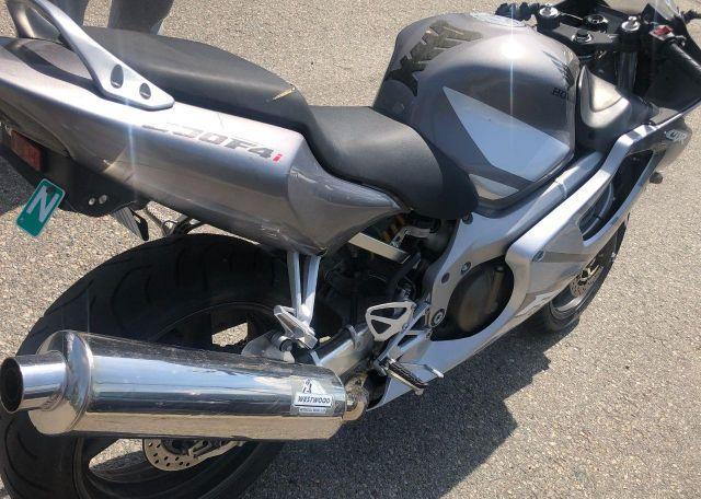 2005 HONDA CBR600 F4
