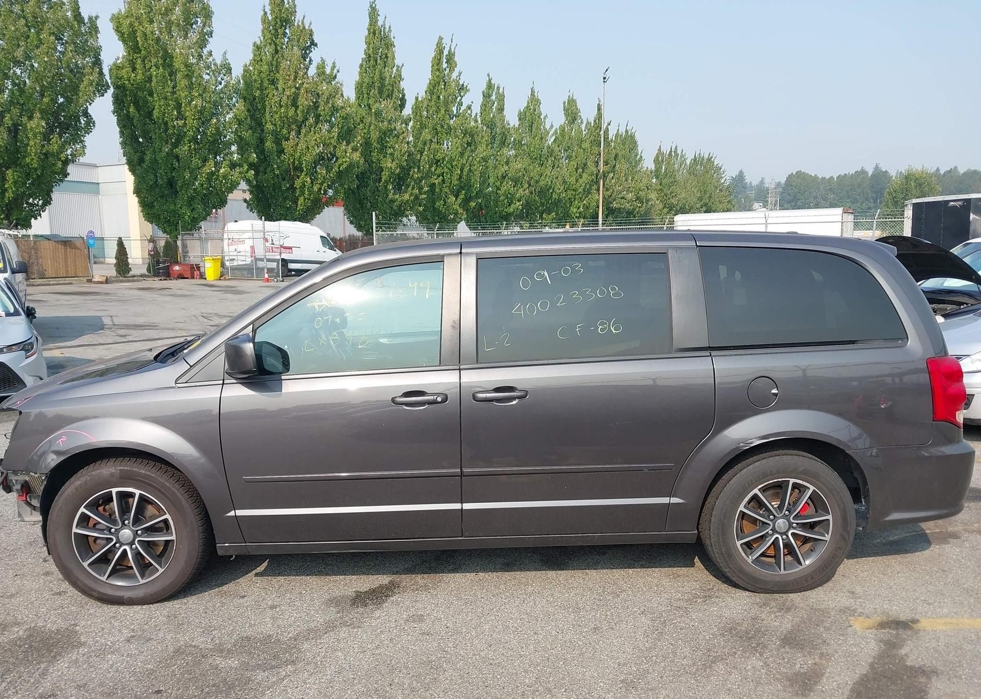 2017 DODGE GRAND CARAVAN GT