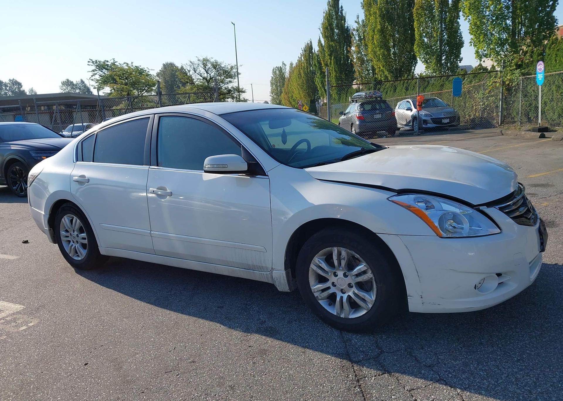 2012 NISSAN Altima S