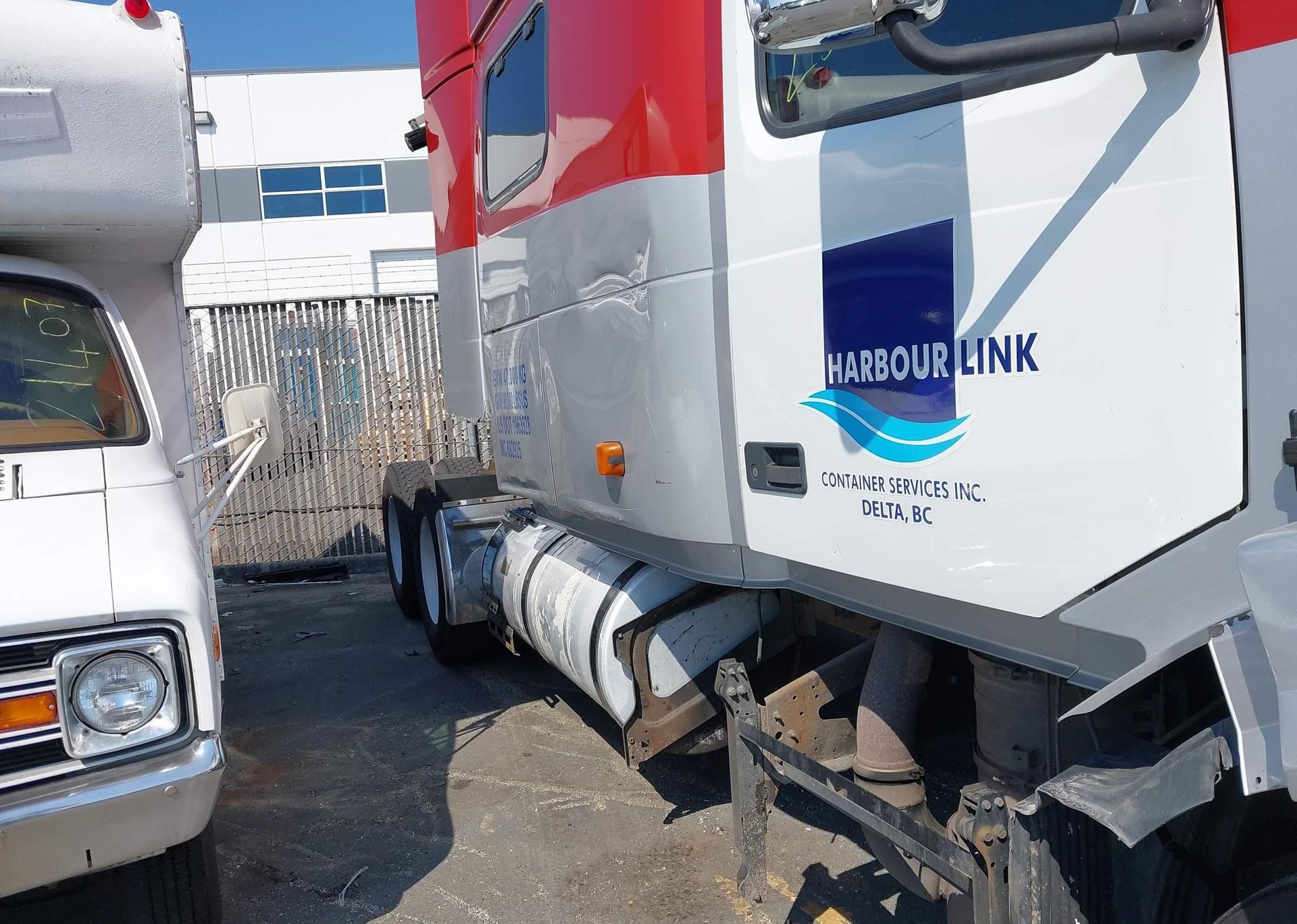 2008 VOLVO VN VNL