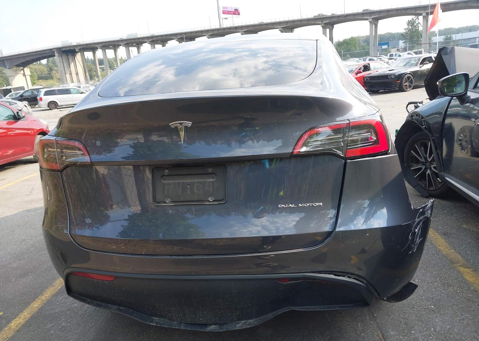 2022 TESLA MODEL Y