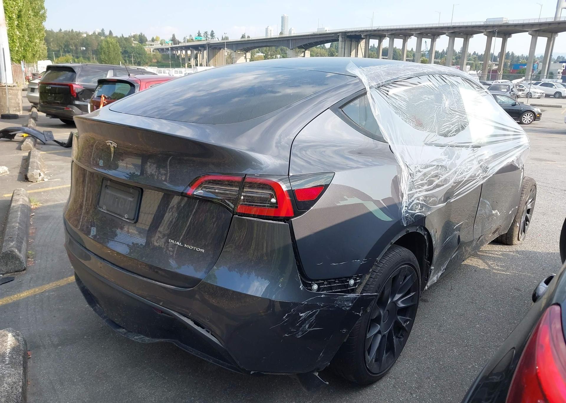 2022 TESLA MODEL Y