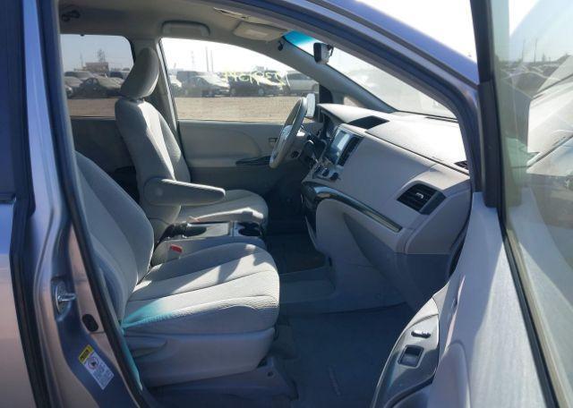 2012 TOYOTA SIENNA LE