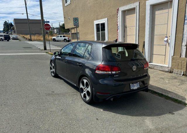 2011 VOLKSWAGEN GTI
