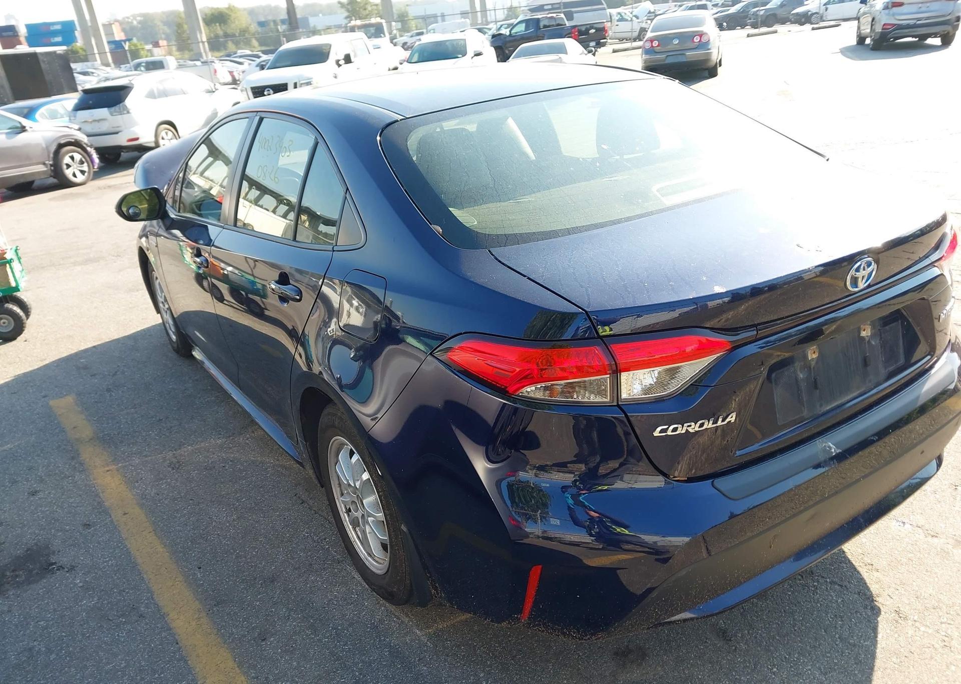 2021 TOYOTA COROLLA