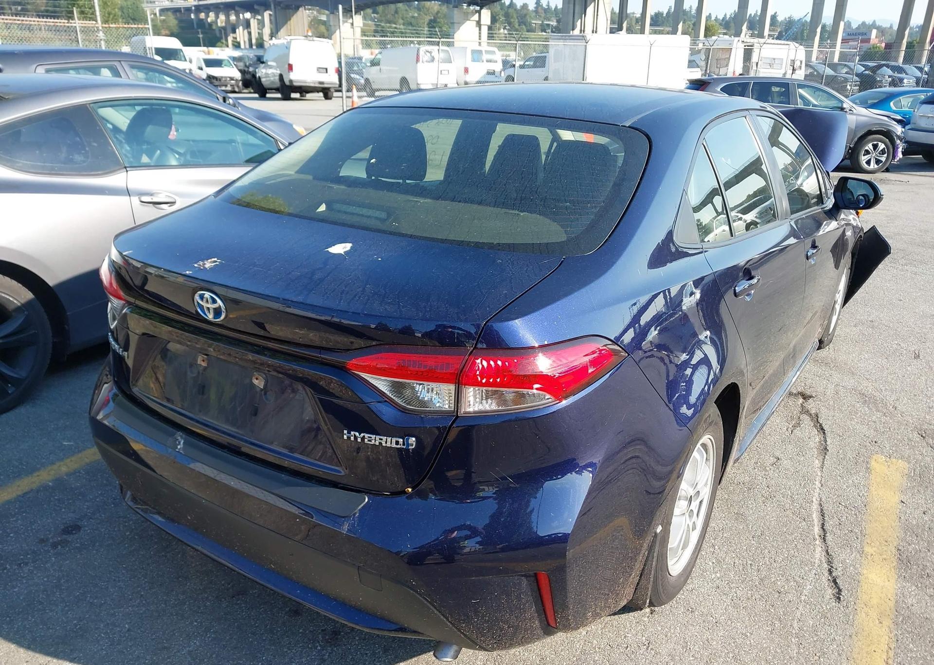 2021 TOYOTA COROLLA