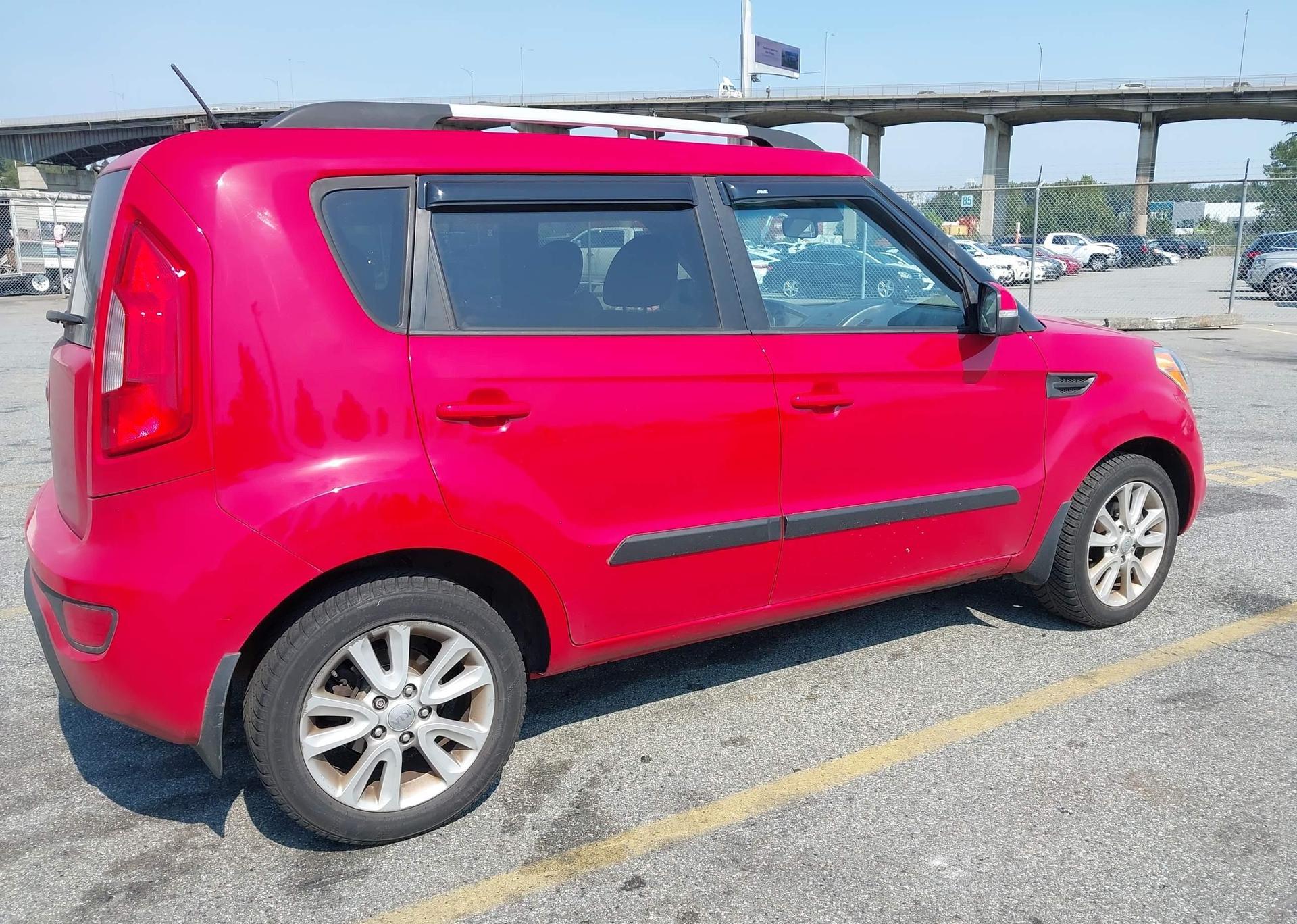2013 KIA SOUL