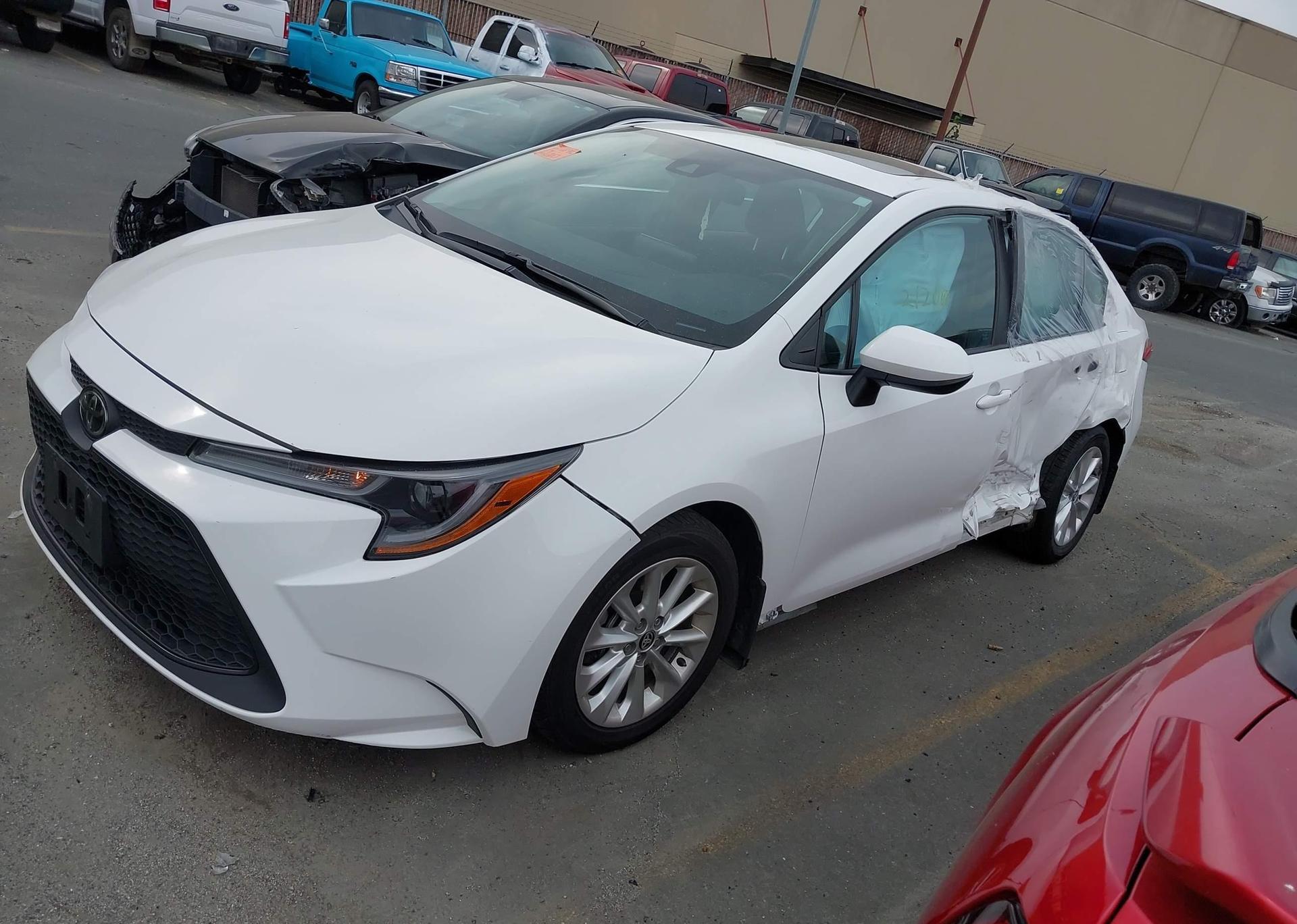 2022 TOYOTA COROLLA LE