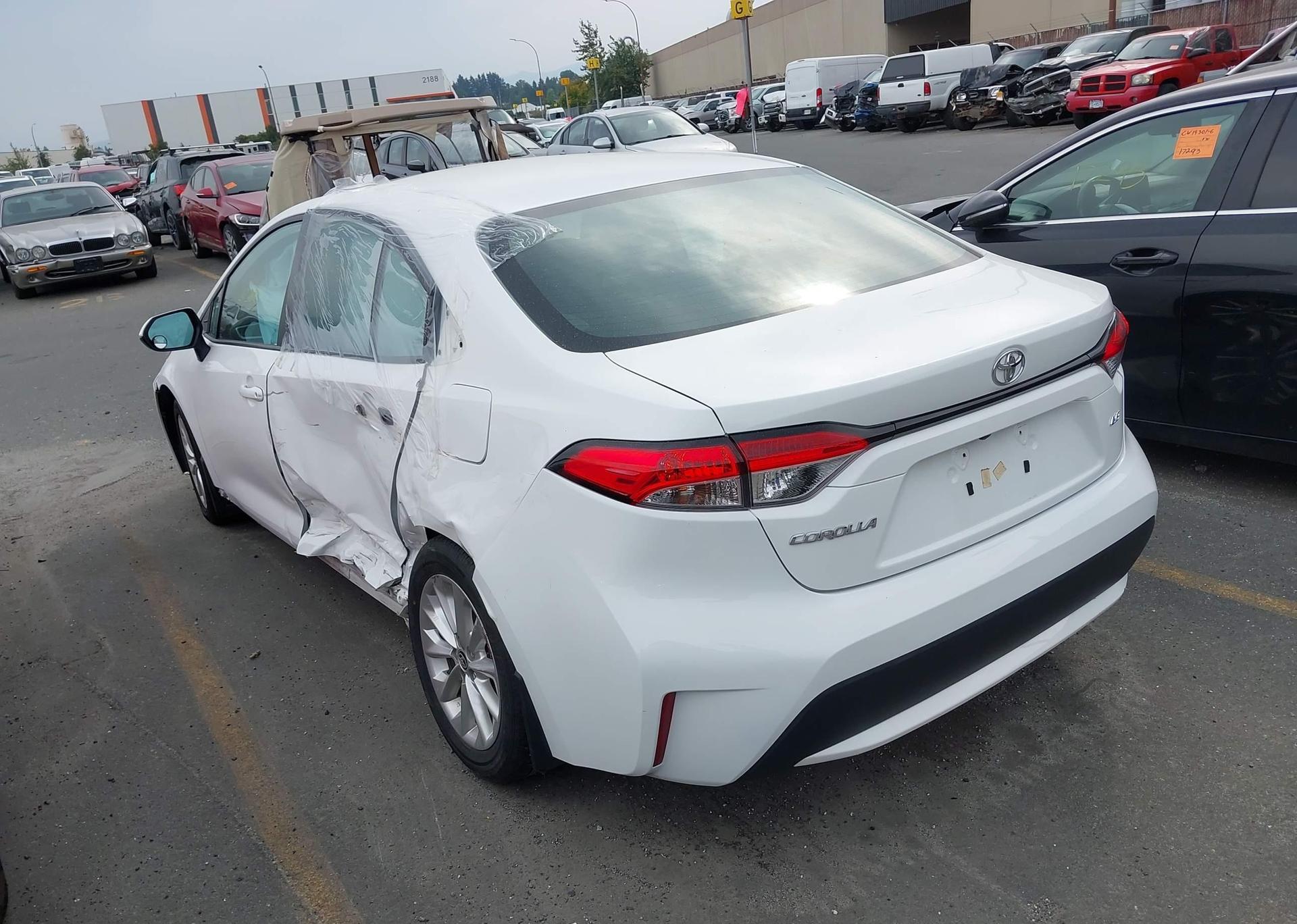 2022 TOYOTA COROLLA LE