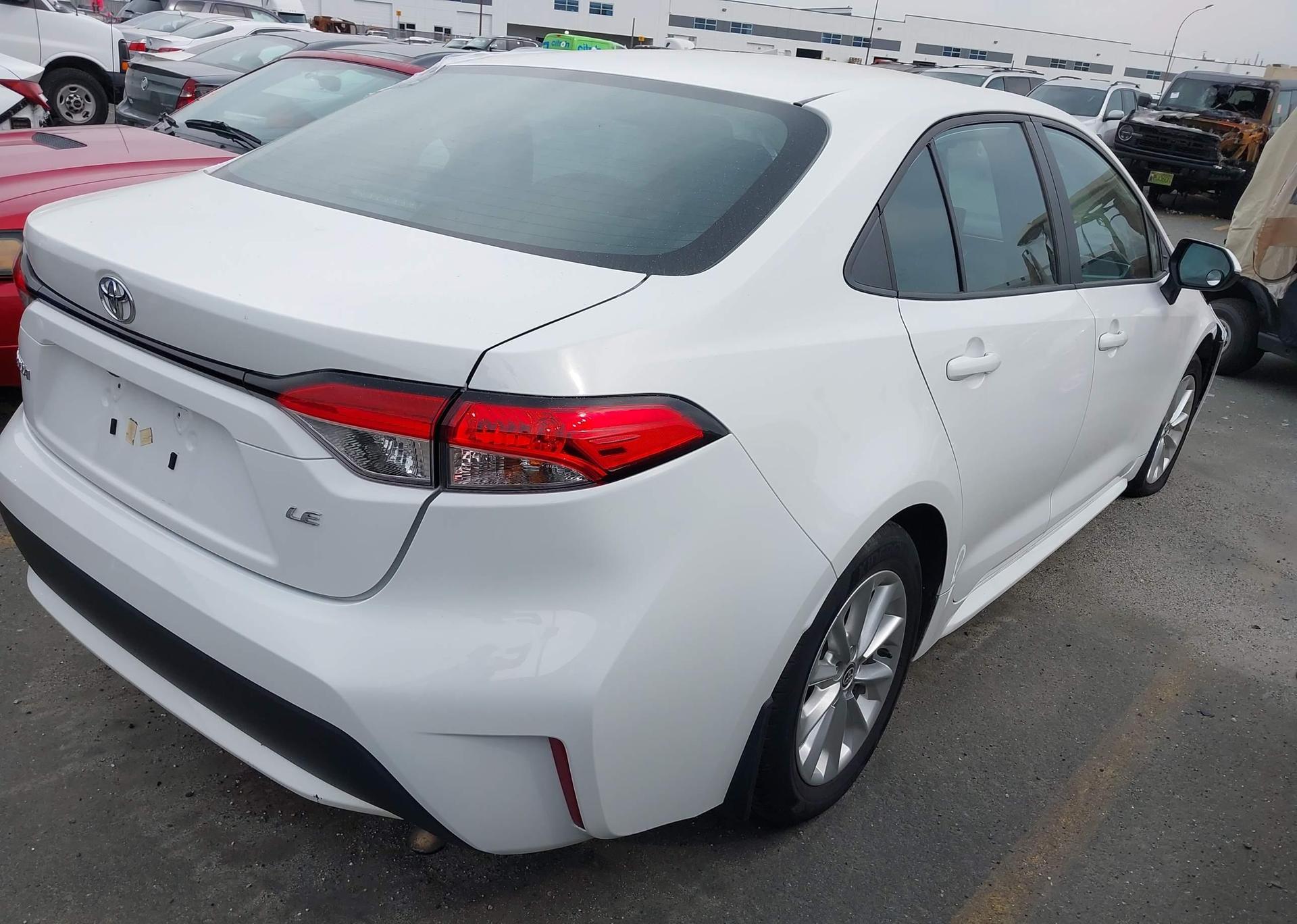 2022 TOYOTA COROLLA LE