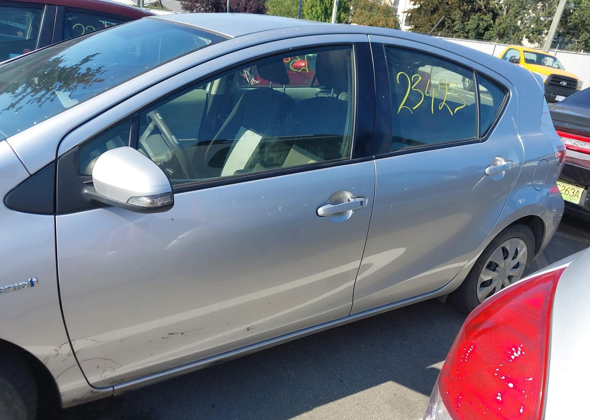 2012 TOYOTA PRIUS