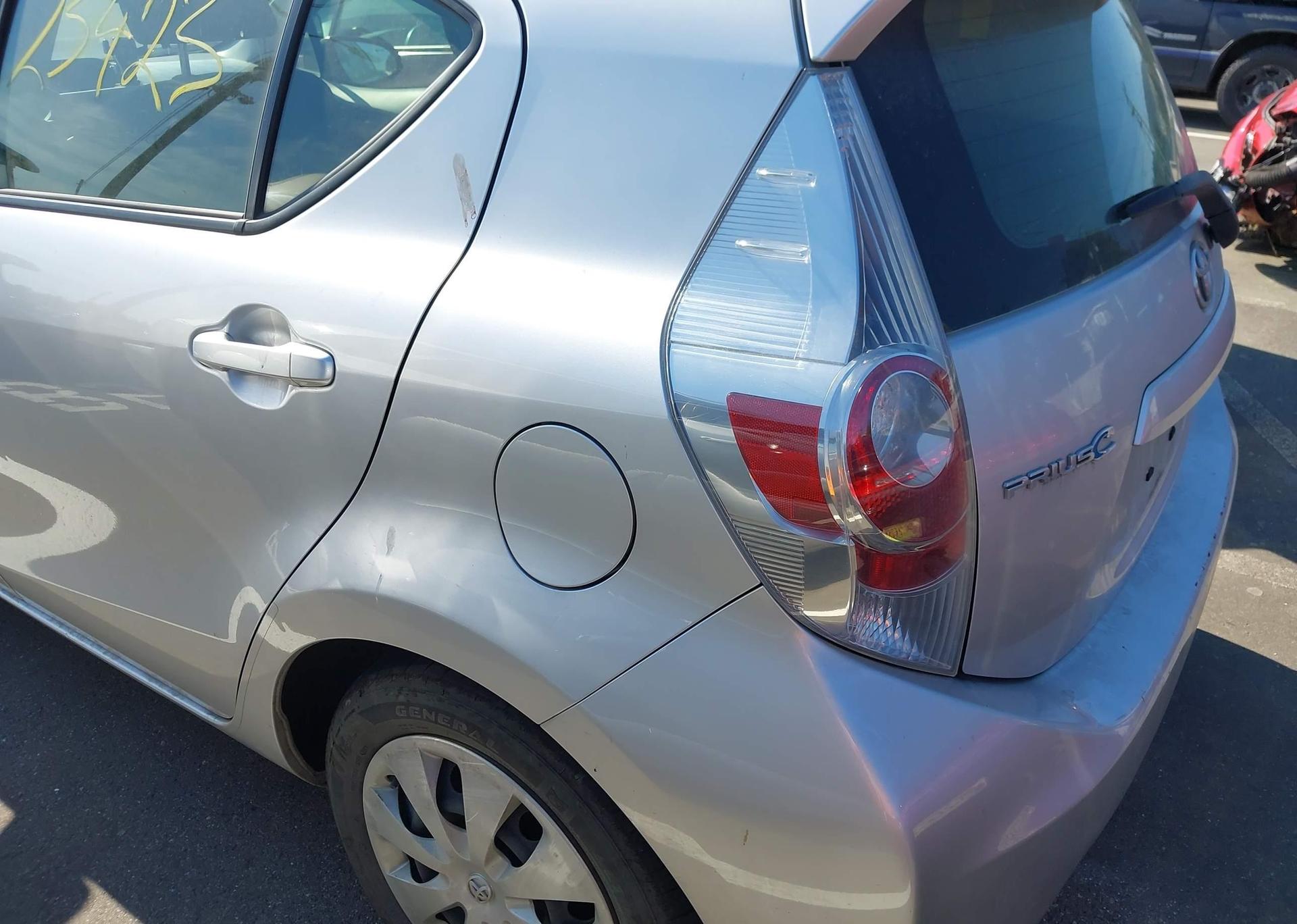 2012 TOYOTA PRIUS