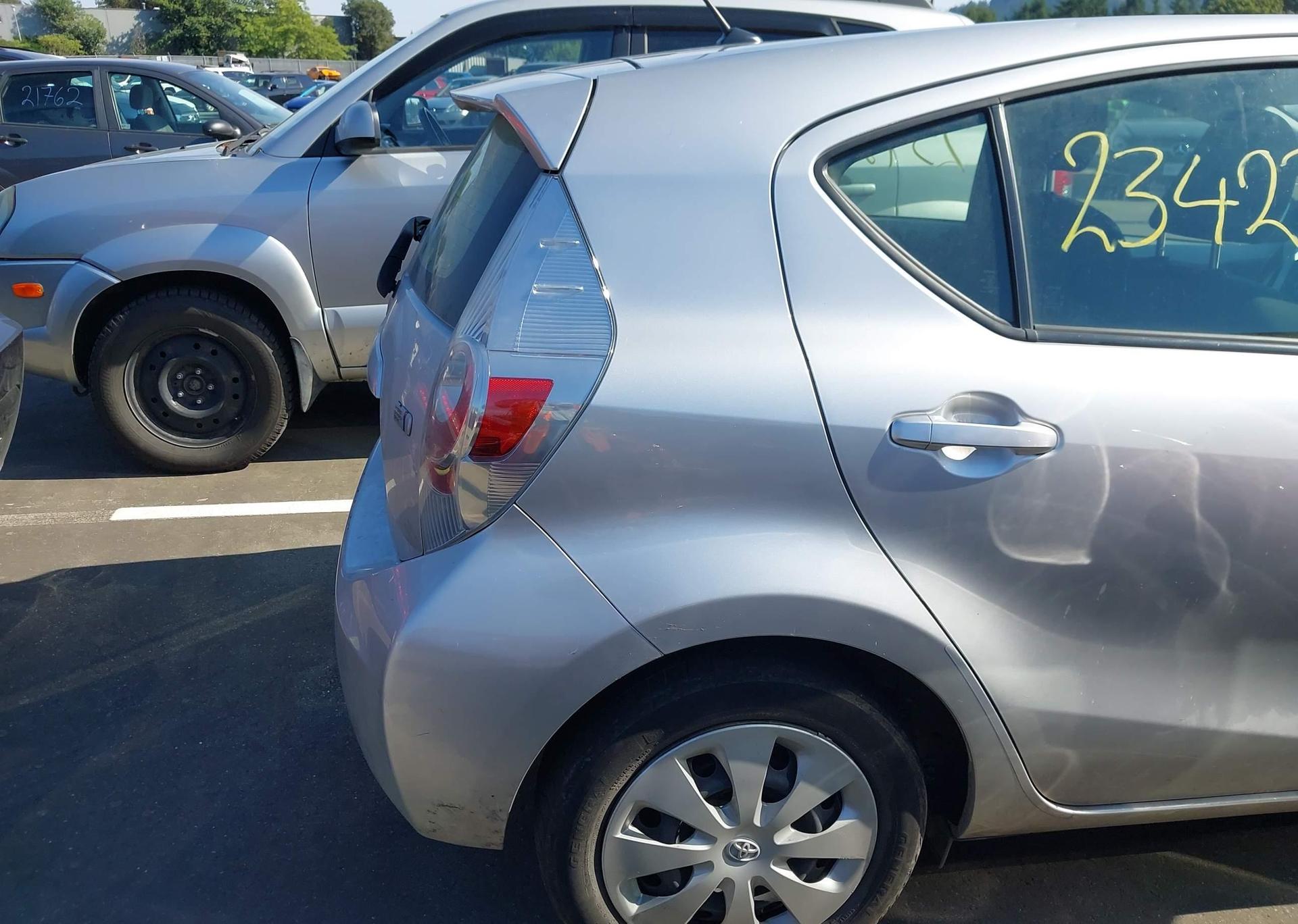 2012 TOYOTA PRIUS