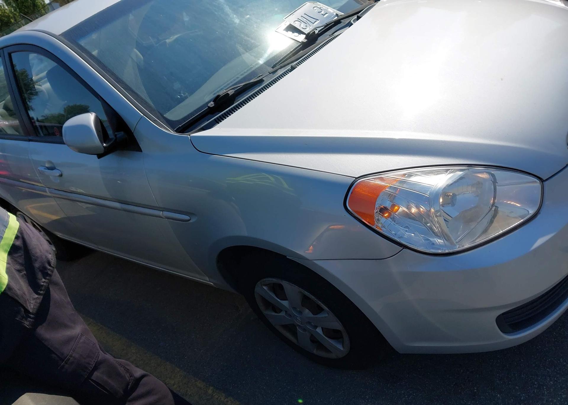 2010 HYUNDAI ACCENT GLS