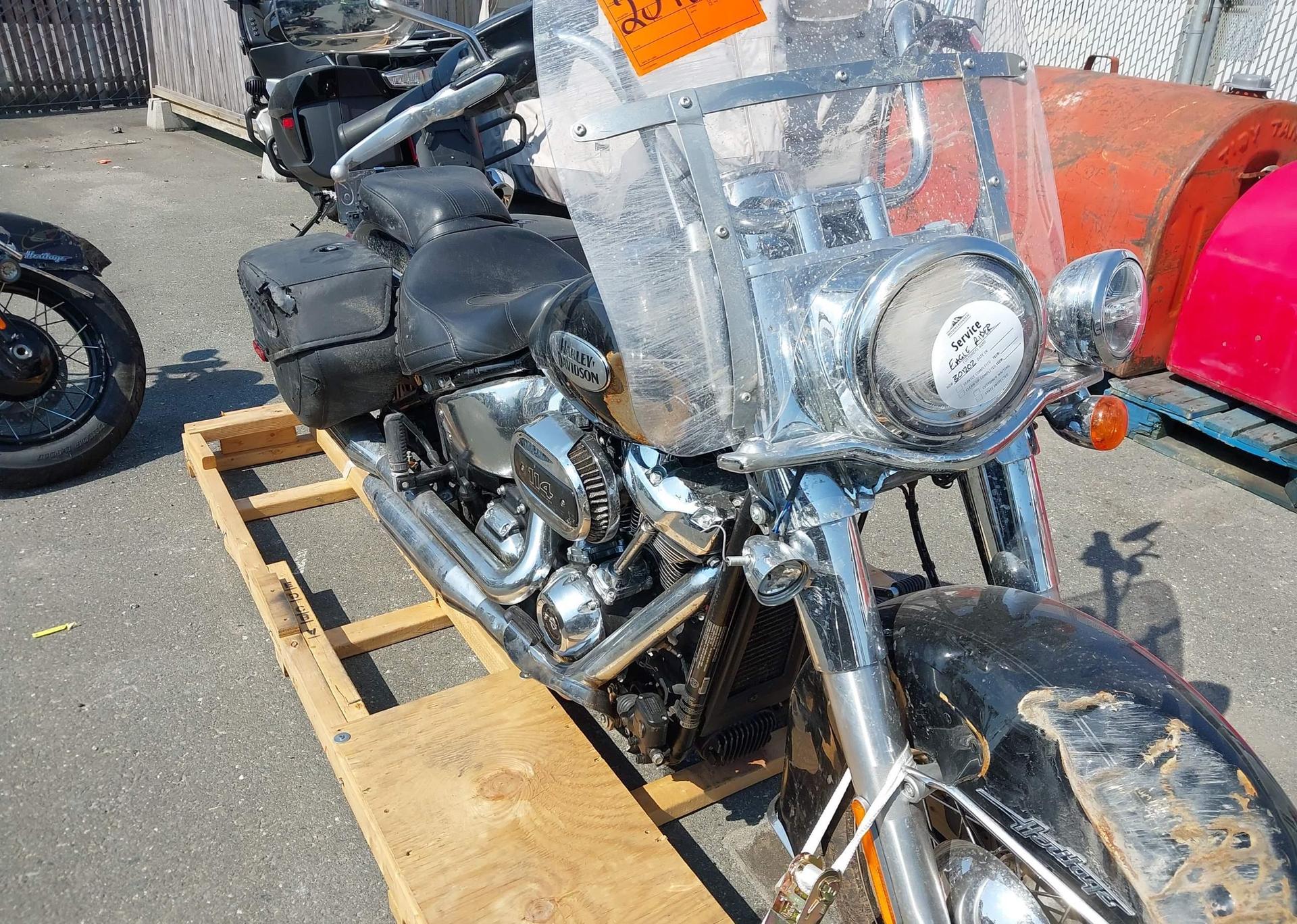 2024 HARLEY-DAVIDSON FLHCS