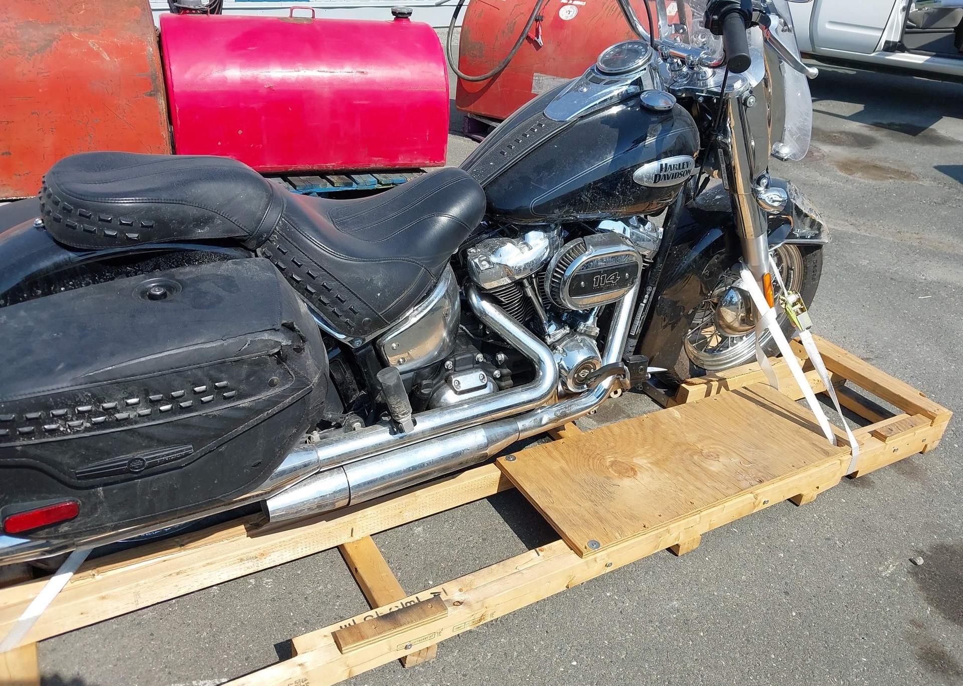 2024 HARLEY-DAVIDSON FLHCS