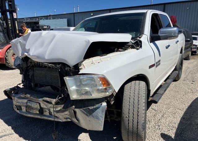 2018 RAM 1500 SLT