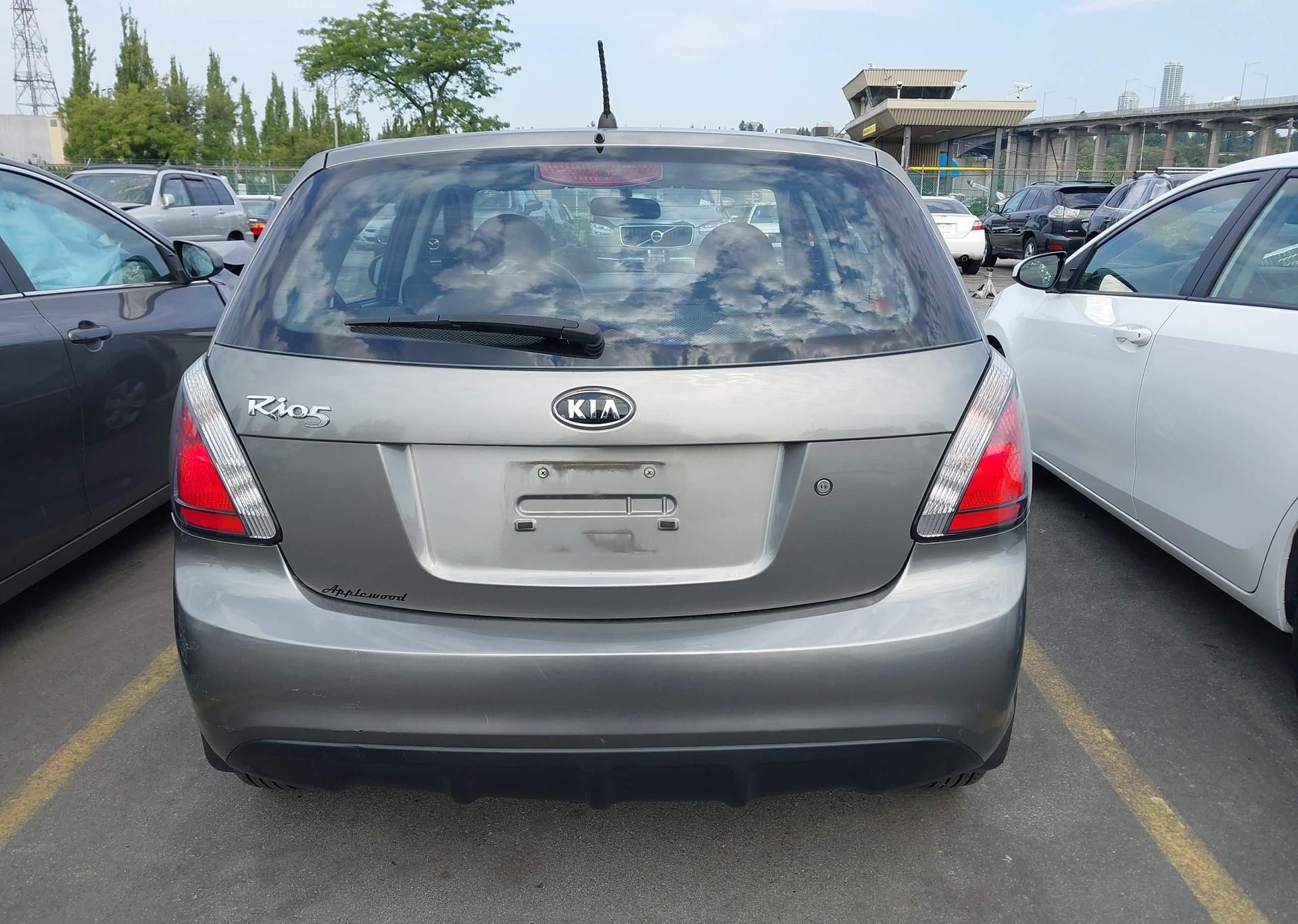 2011 KIA RIO LX