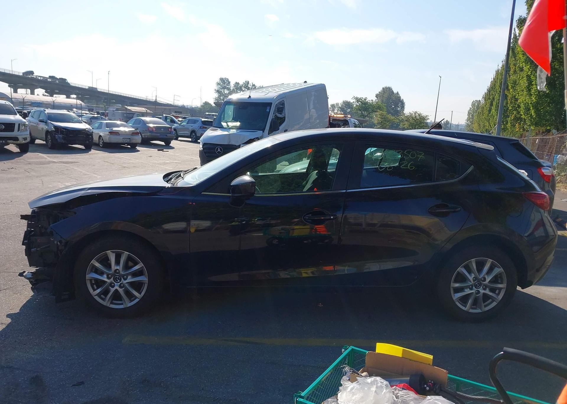 2015 MAZDA 3 TOURING