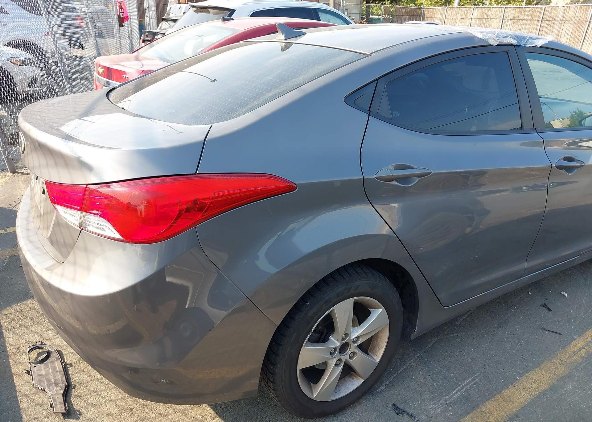 2012 HYUNDAI ELANTRA GLS