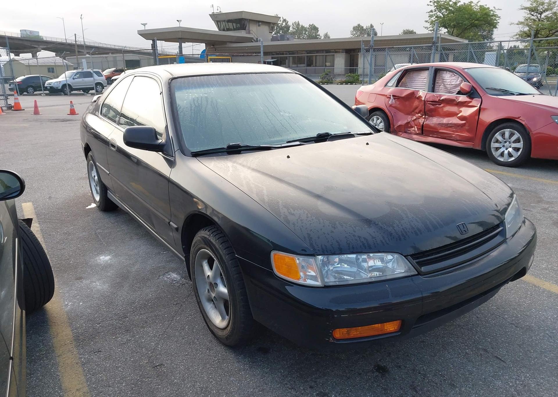1995 HONDA ACCORD LX