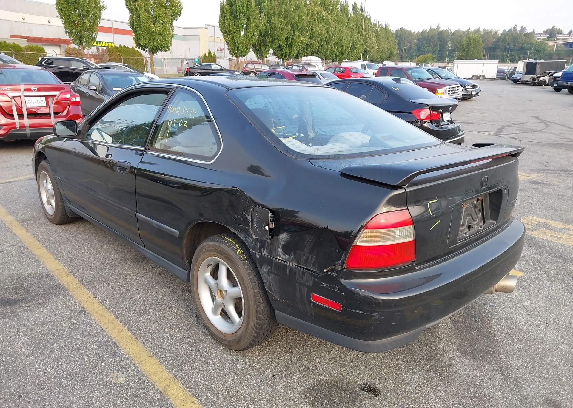 1995 HONDA ACCORD LX
