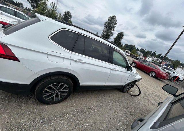 2018 VOLKSWAGEN TIGUAN SE