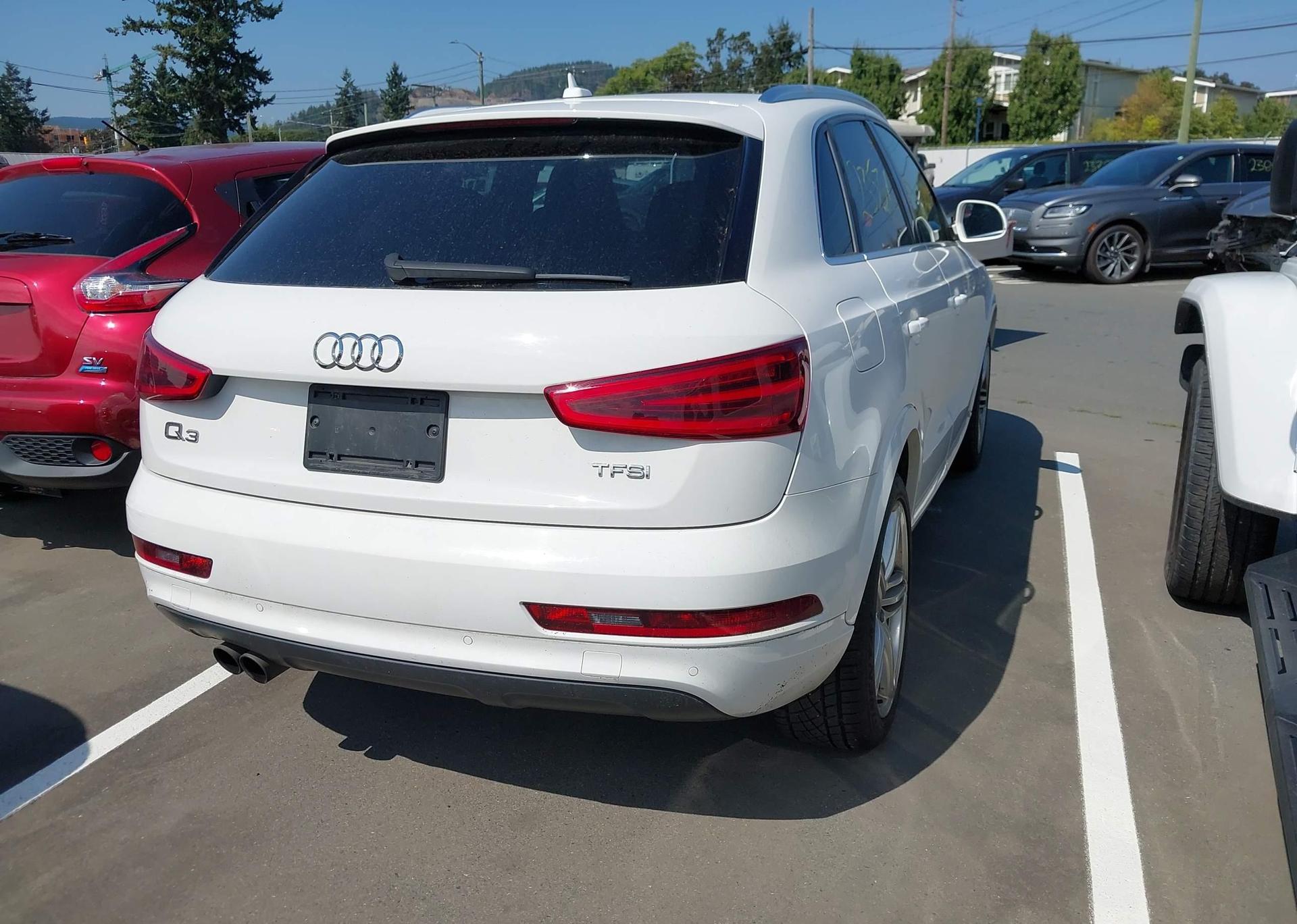 2015 AUDI Q3