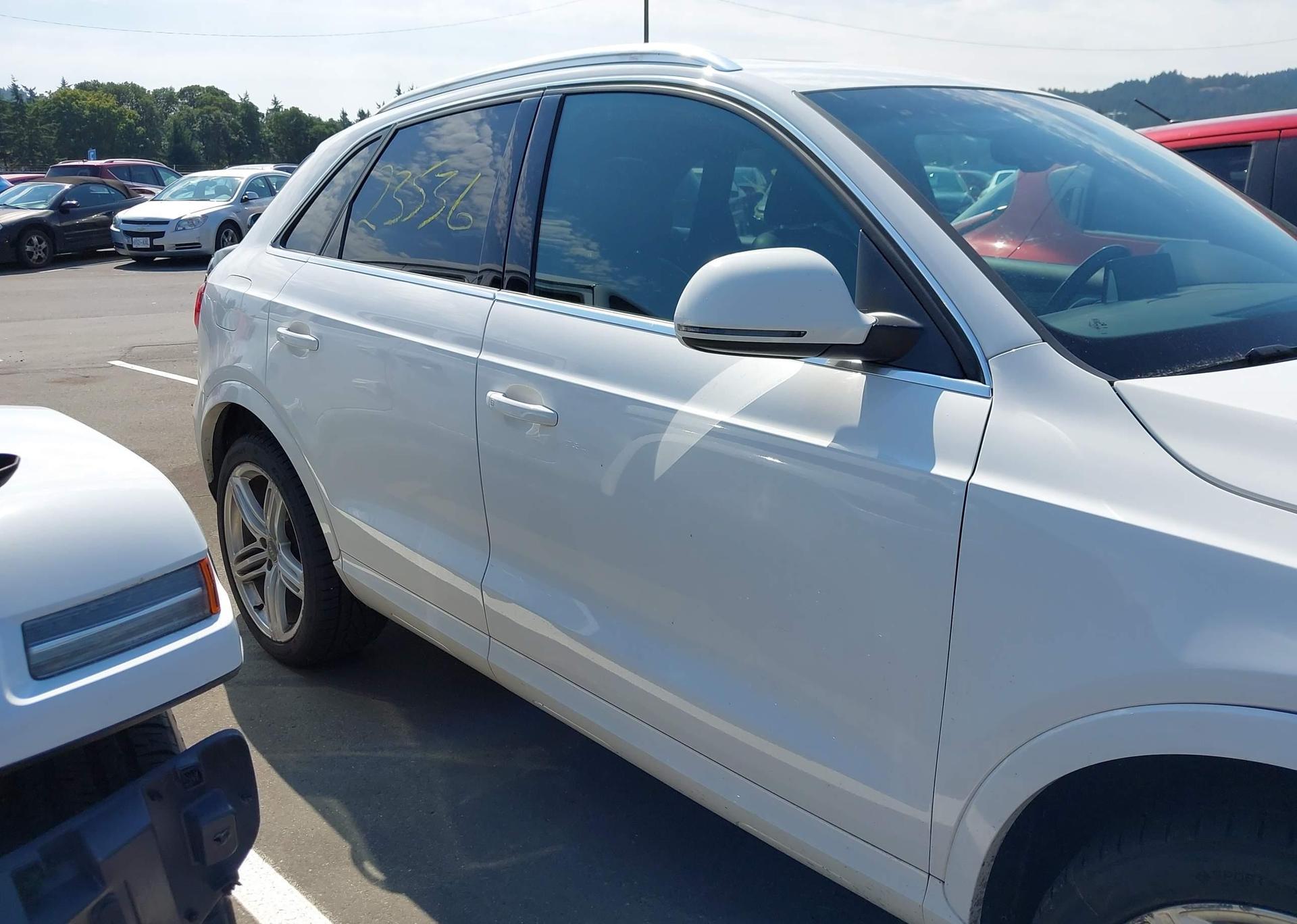 2015 AUDI Q3