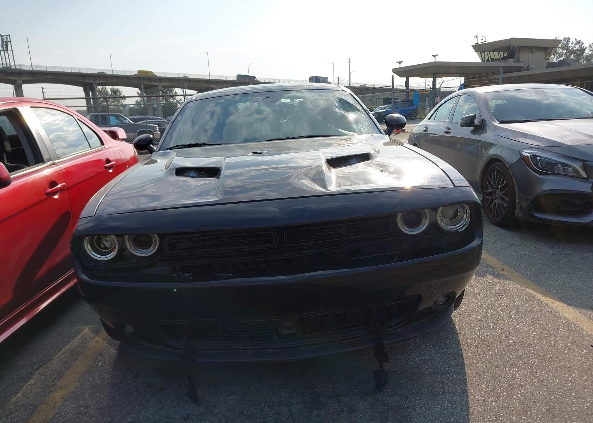 2022 DODGE CHALLENGER SXT