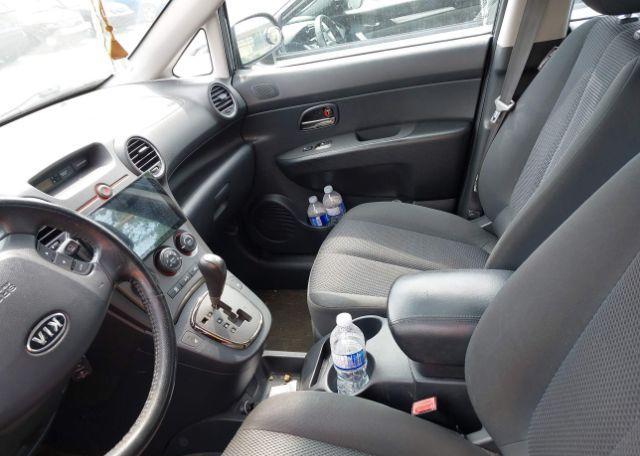 2012 KIA RONDO