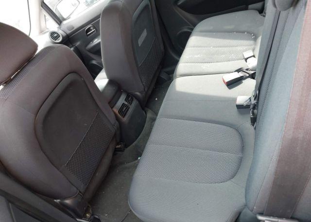 2012 KIA RONDO