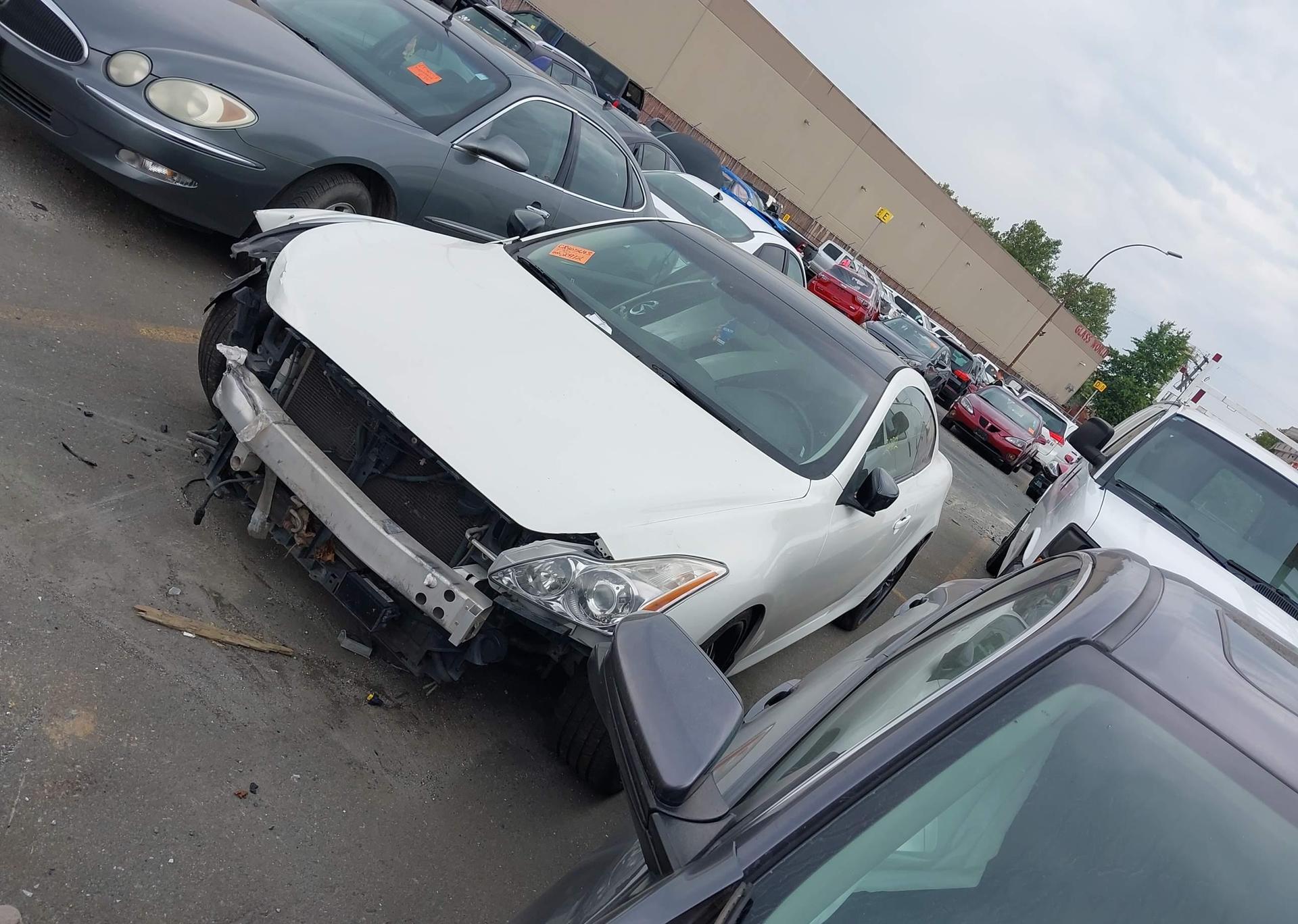 2011 INFINITI G37