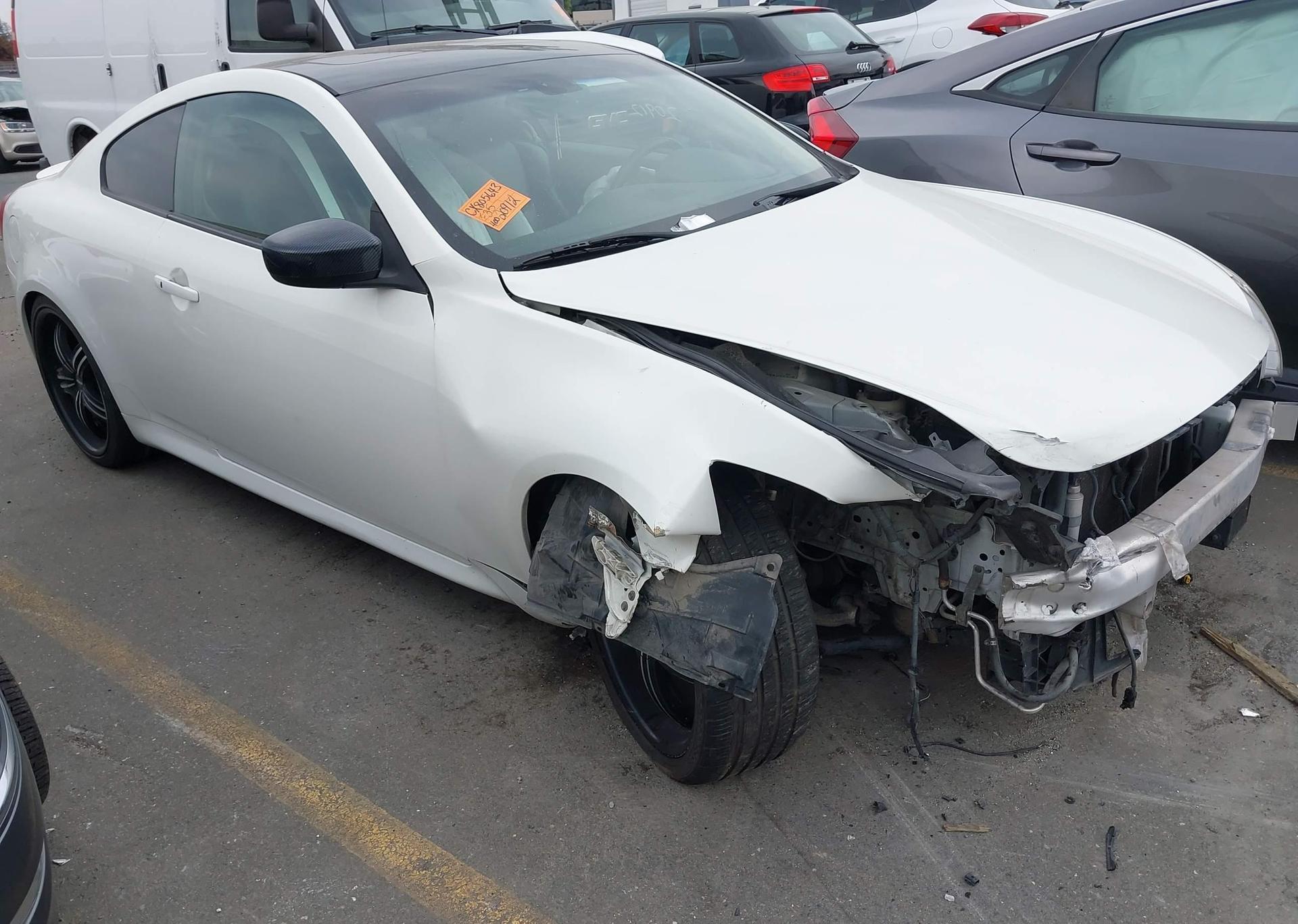 2011 INFINITI G37