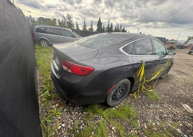 2015 CHRYSLER 200