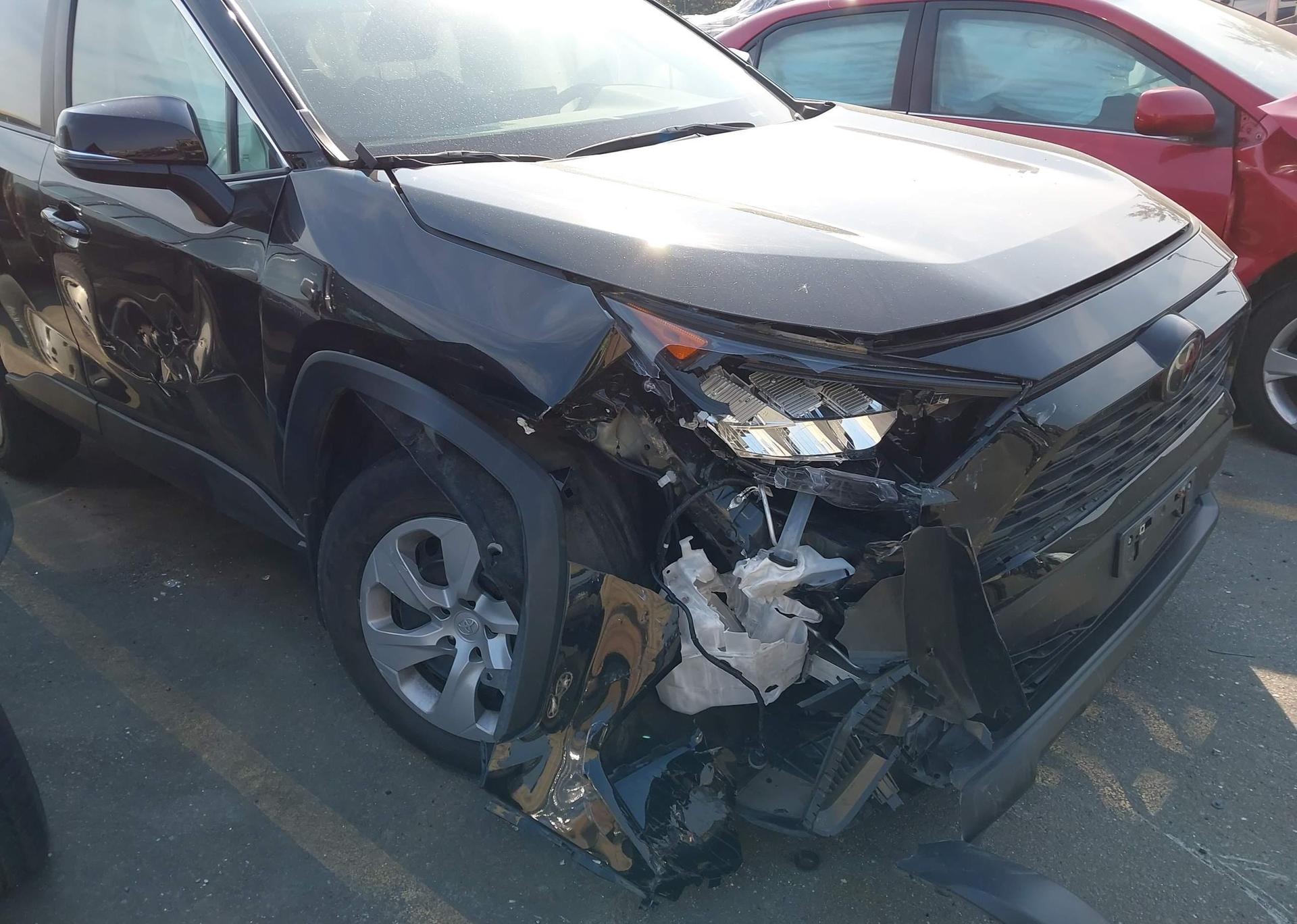 2022 TOYOTA RAV4 LE