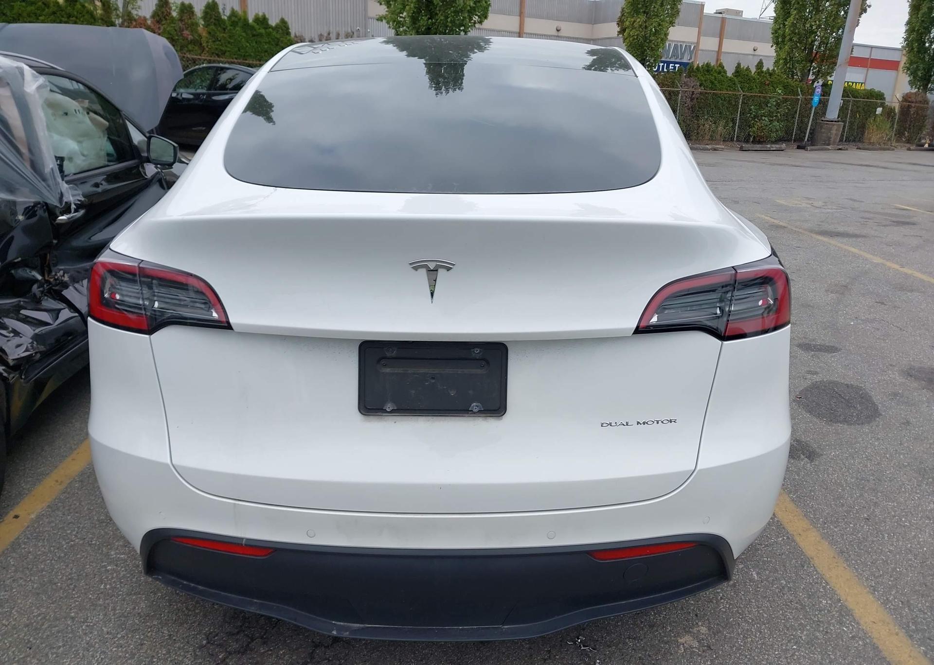 2022 TESLA MODEL Y