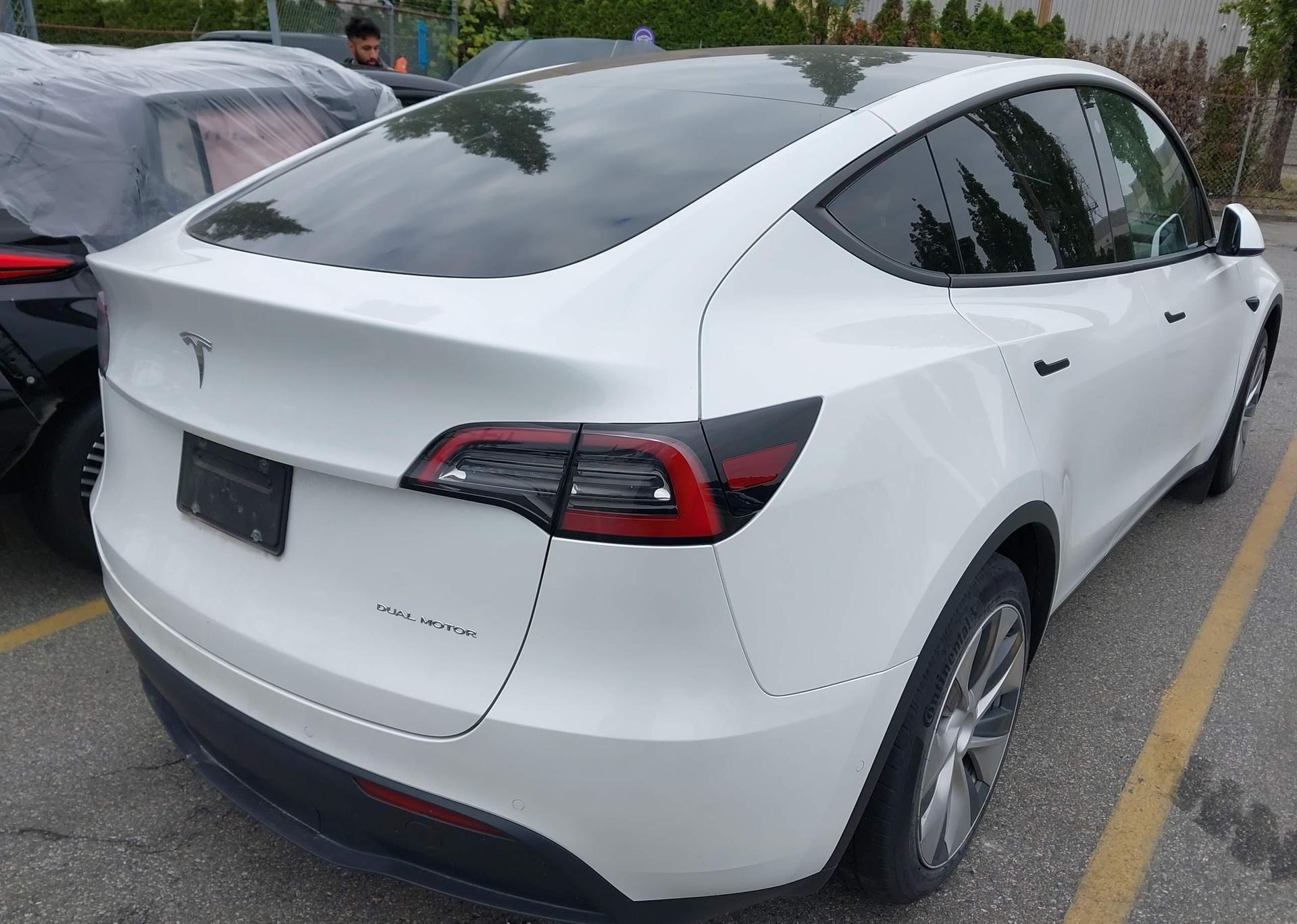 2022 TESLA MODEL Y