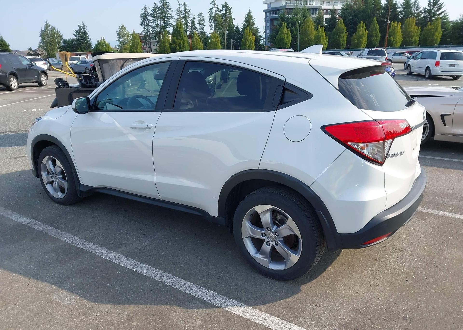 2020 HONDA HR-V LX