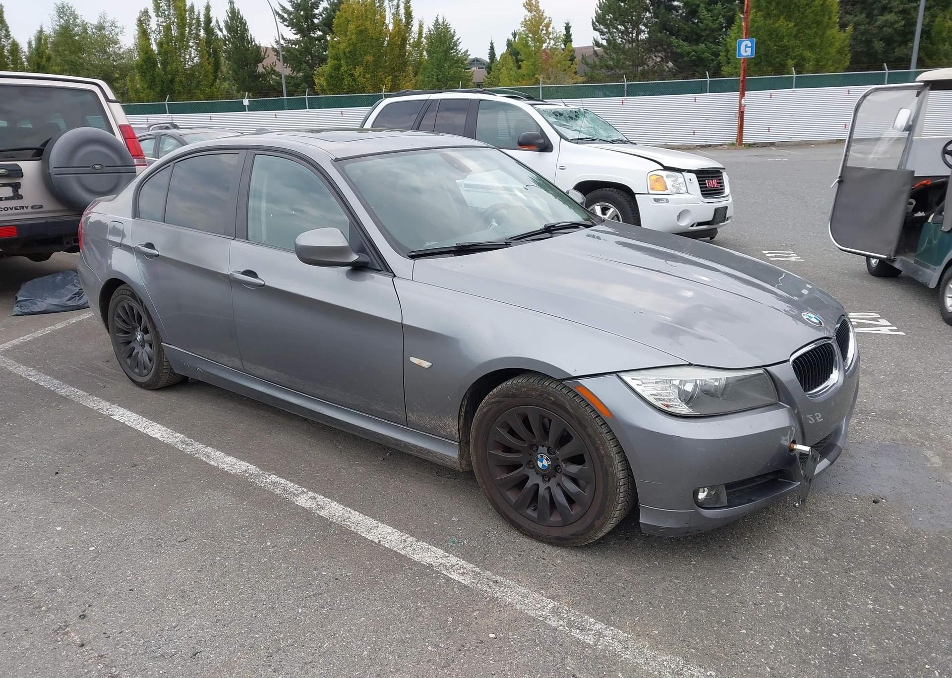 2011 BMW 323I