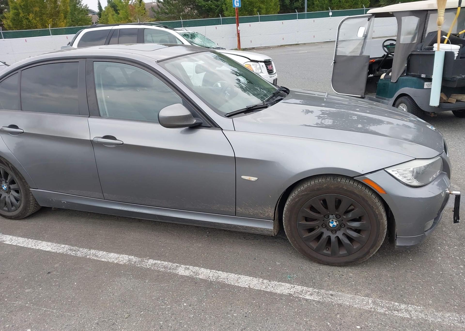 2011 BMW 323I