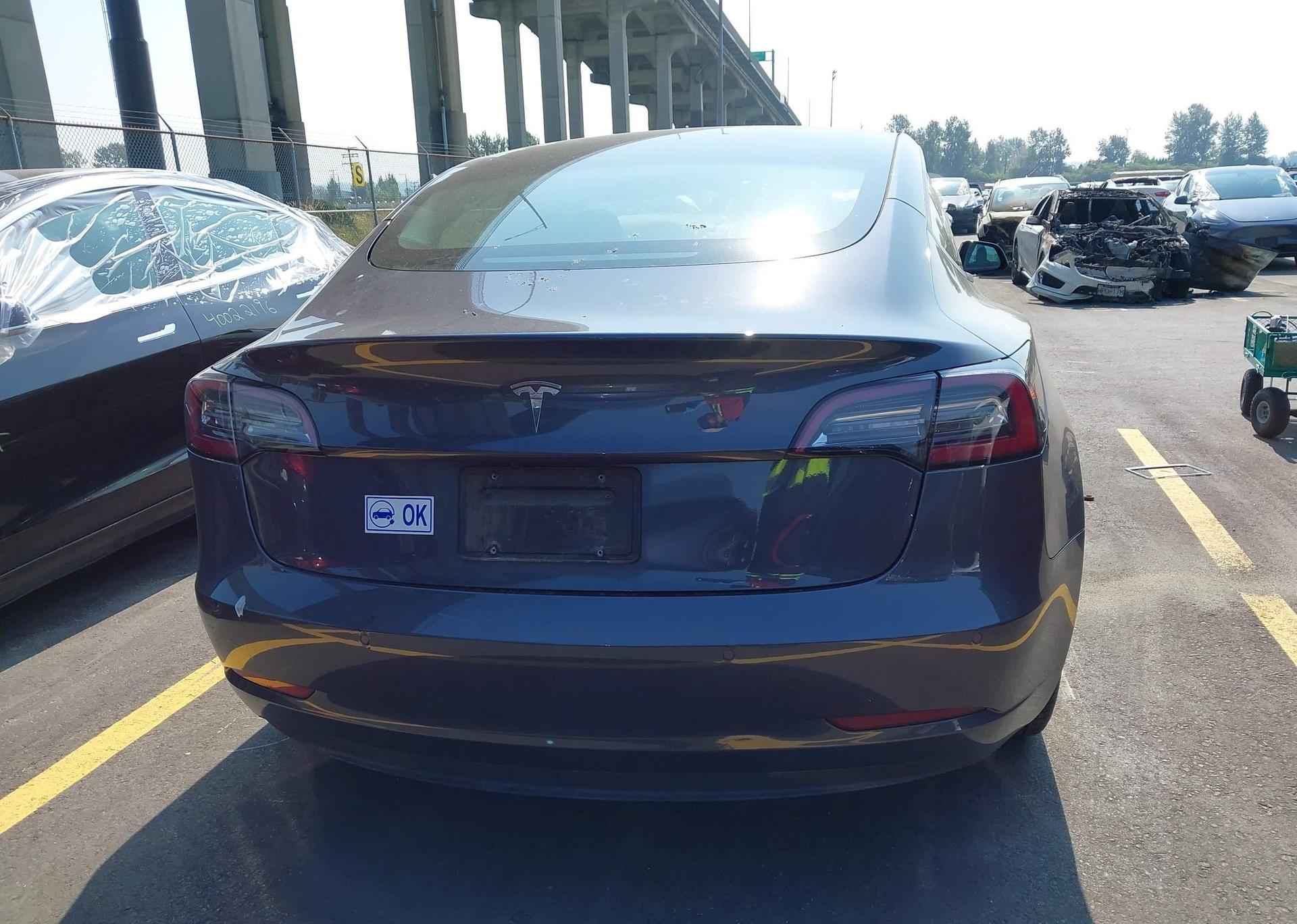 2021 TESLA MODEL 3