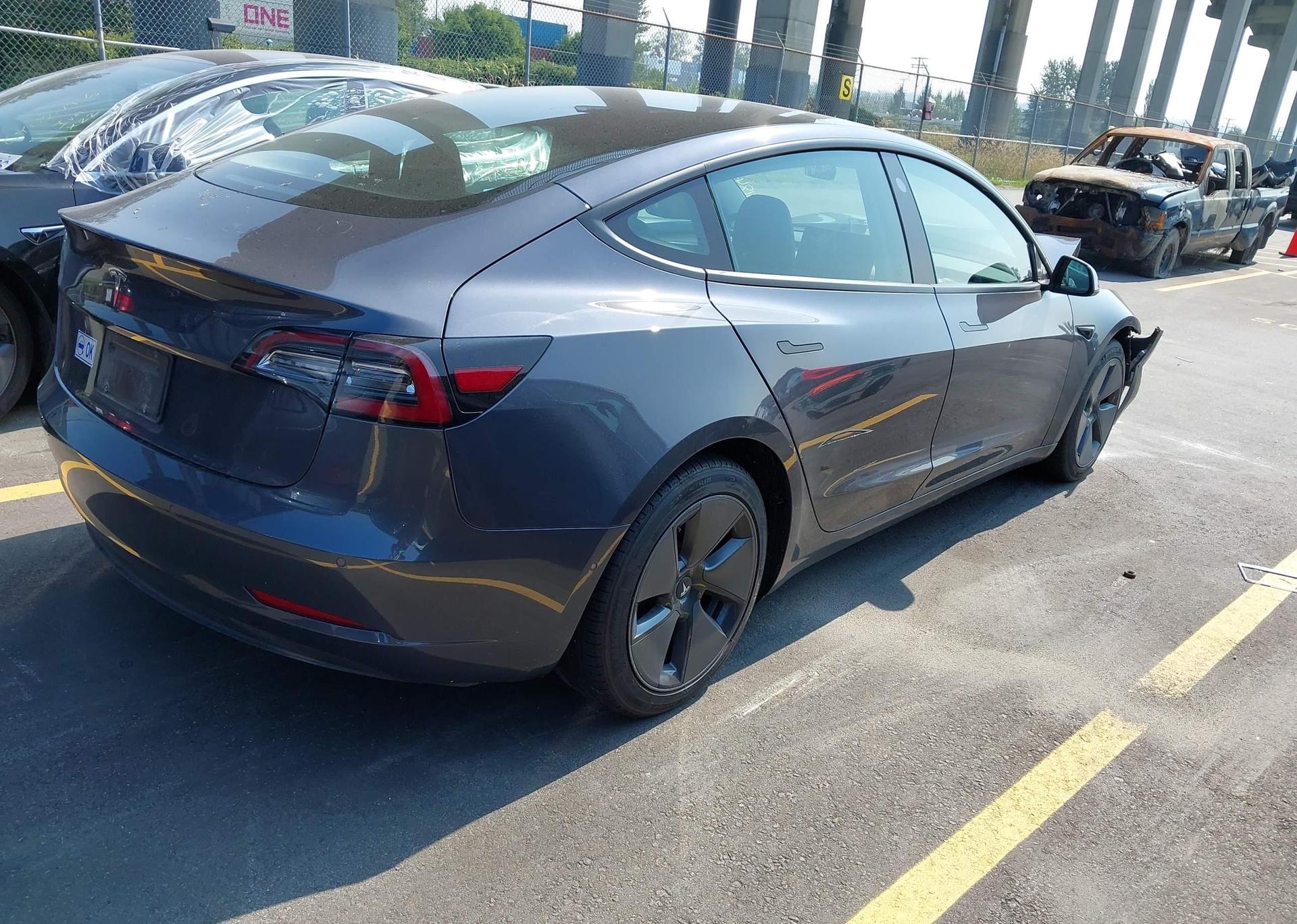 2021 TESLA MODEL 3
