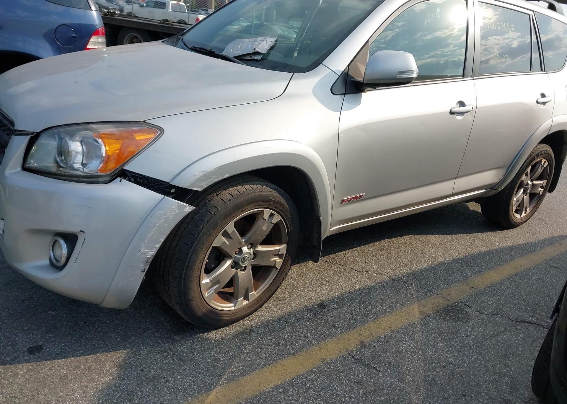 2011 TOYOTA RAV4