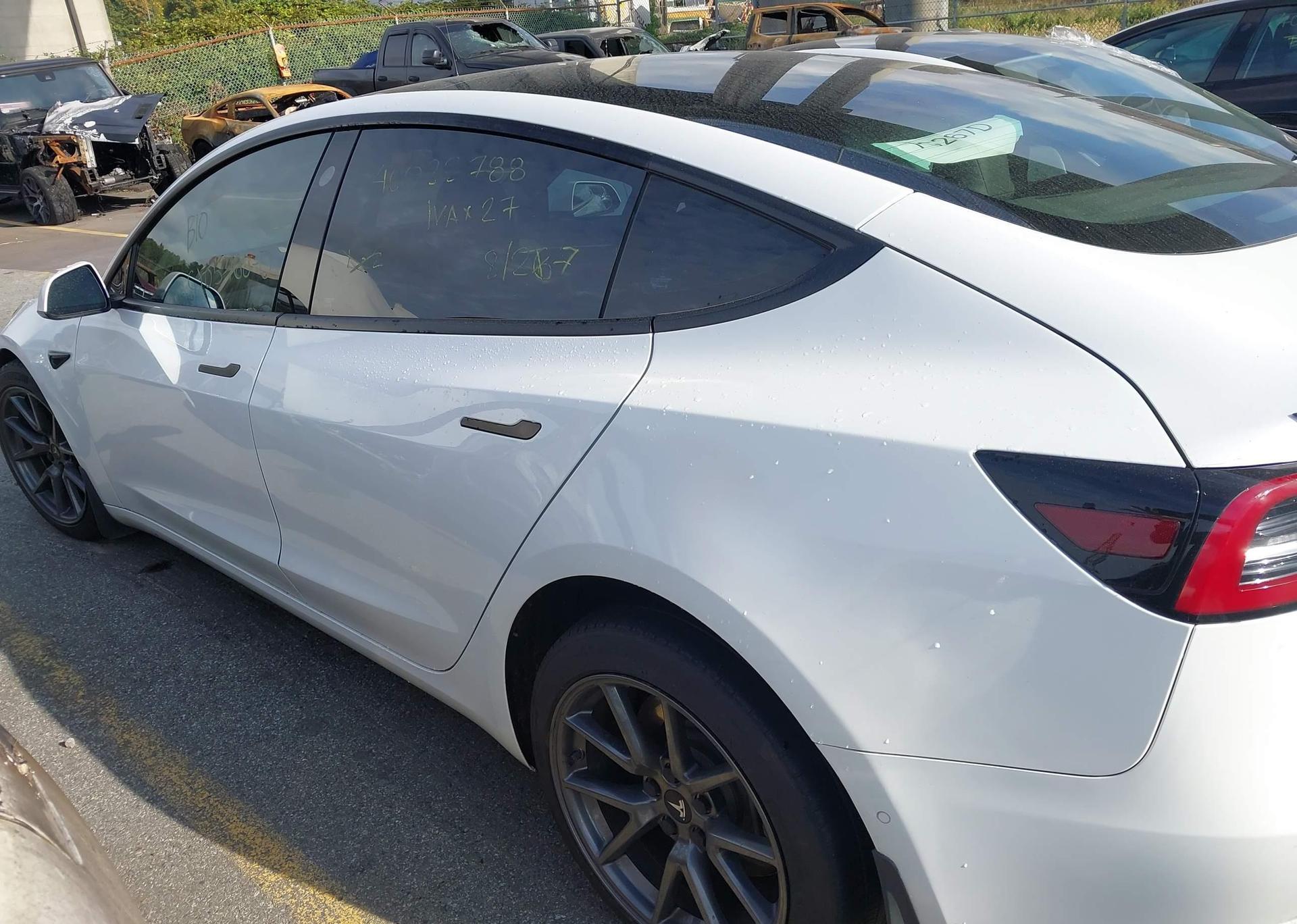 2021 TESLA MODEL 3