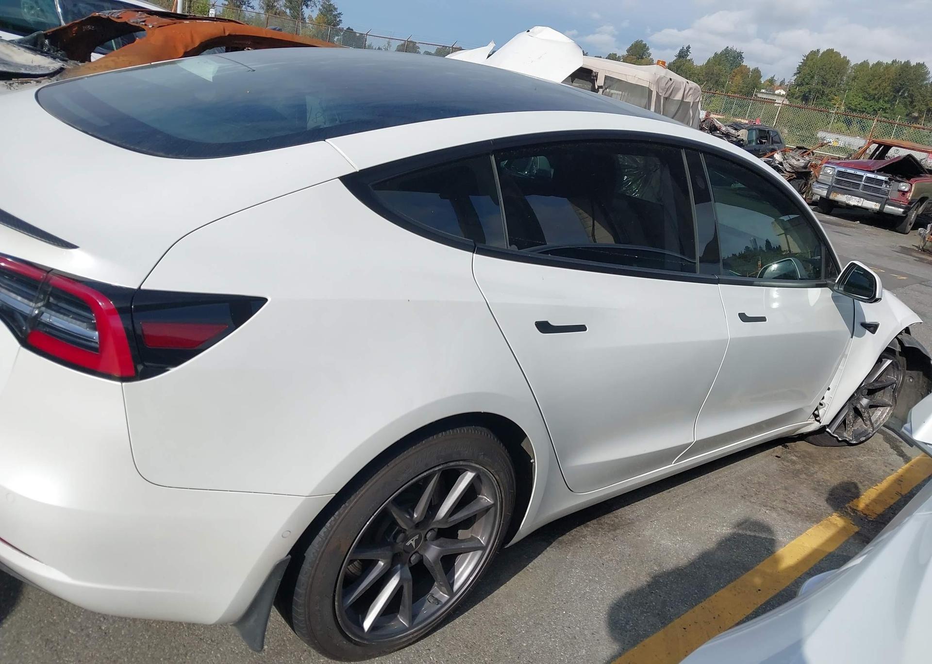 2021 TESLA MODEL 3